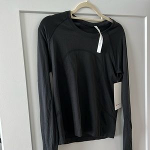 Lululemon swiftly tech LS race slim fit top